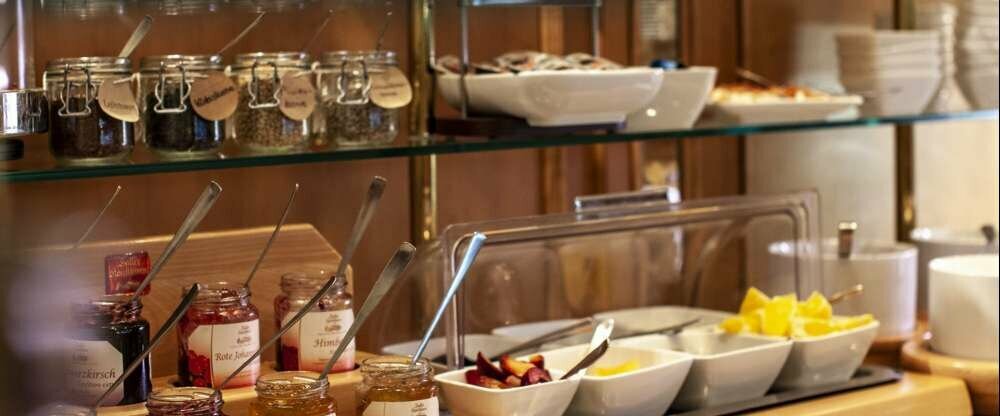 Starten Sie in den Tag mit einem reichhaltigen Frühstück von unserem Vital-Frühstücksbuffet.