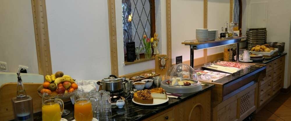 (c) Seehotel Grauer Bär