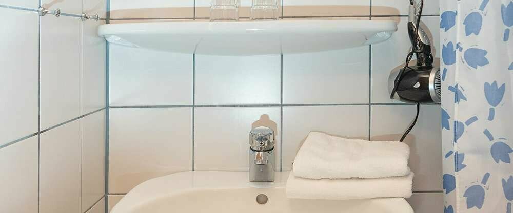 Zimmer 4 - Badezimmer