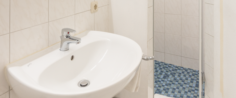 Zimmer 5 - Badezimmer