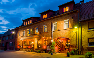 Gasthaus & Hotel Drei Lilien - Hotel-Außenansicht
