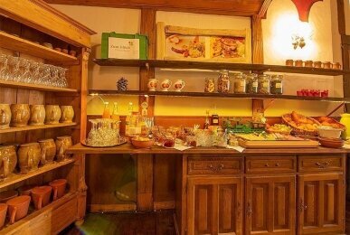 Gasthaus & Hotel Drei Lilien - Restaurant, Quelle: Gasthaus & Hotel Drei Lilien