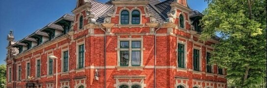 Gasthaus & Hotel Zur Henne - Hotel-Außenansicht, Quelle: Gasthaus & Hotel Zur Henne