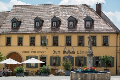 Array, Quelle: Gasthof zum Weißen Lamm