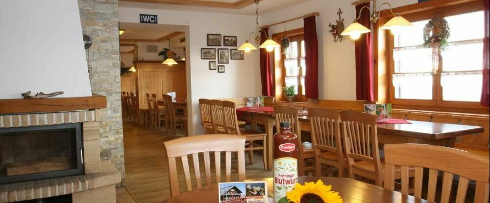 Gastraum im Arberschutzhaus