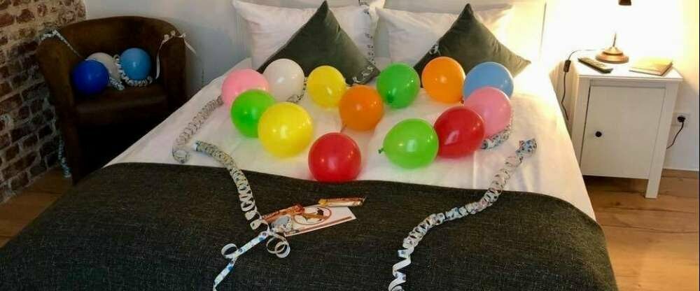 Eine gelungene Geburtstags- Überraschung für Ihre Liebsten