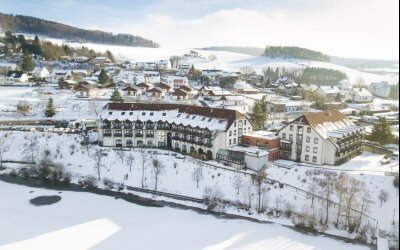 Göbel·s Seehotel Diemelsee - Hotel-Außenansicht