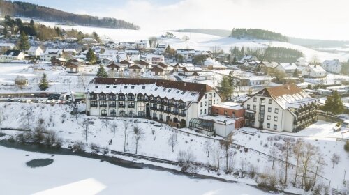 Göbel·s Seehotel Diemelsee - Hotel-Außenansicht