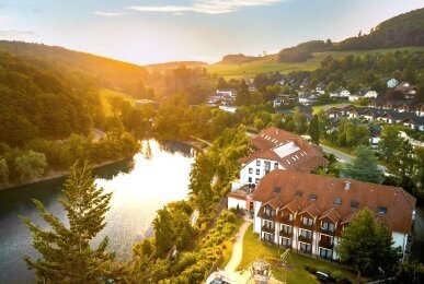 Göbel·s Seehotel Diemelsee - Hotel-Außenansicht, Quelle: Göbel·s Seehotel Diemelsee