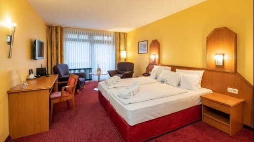 Standard-Doppelzimmer zur Seeseite