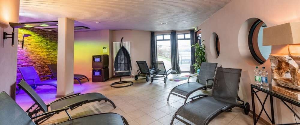 Ruhebereich Schwimmbad