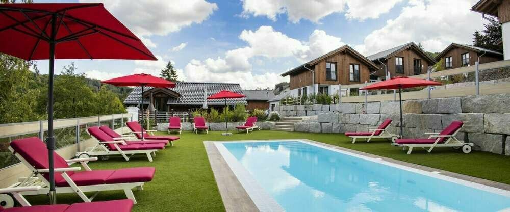 Göbel·s Seehotel Diemelsee - Außenpool Chalet Park