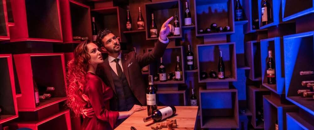 Grape Town Hotel - Bar/Disco