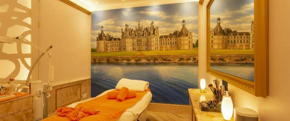 Häcker`s Grandhotel - Wellnessbereich