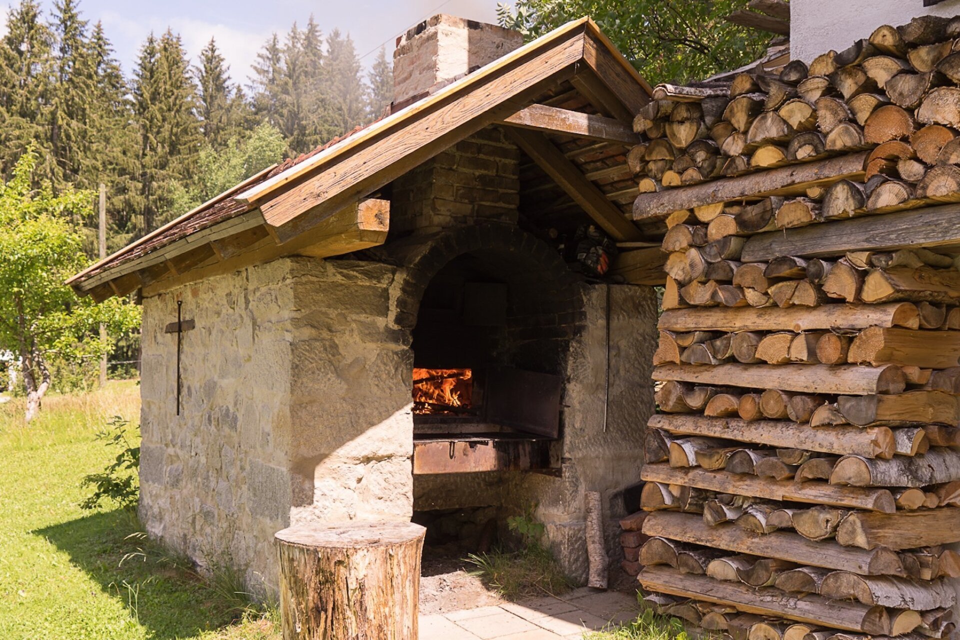 Haus am Waldesrand in Bayern, Deutschland