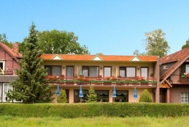 Hausansicht, Quelle: Land-gut-Hotel Landhaus Heidehof