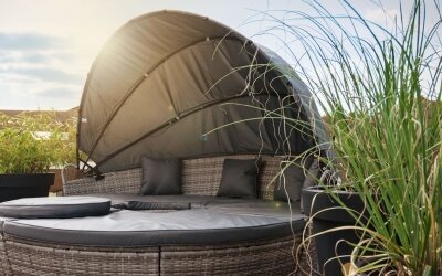 Exklusive 5-Sterne-Ferienwohnung für bis zu 6 Personen mit traumhafter Dachterrasse Erleben Sie Urlaub auf höchstem Niveau in unserer ca. 92 m² großen, urig-gemütlichen Ferienwohnung – perfekt für bis zu 6 Personen. Die geschmackvoll eingerichteten Räu