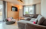Exklusive 5-Sterne-Ferienwohnung für bis zu 6 Personen mit traumhafter Dachterrasse

Erleben Sie Urlaub auf höchstem Niveau in der ca. 92 m² großen, urig-gemütlichen Ferienwohnung – perfekt für bis zu 6 Personen. Die geschmackvoll eingerichteten Räume v