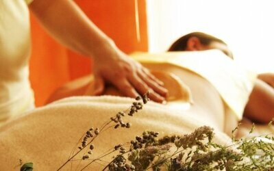 Honig-Guss-Massage