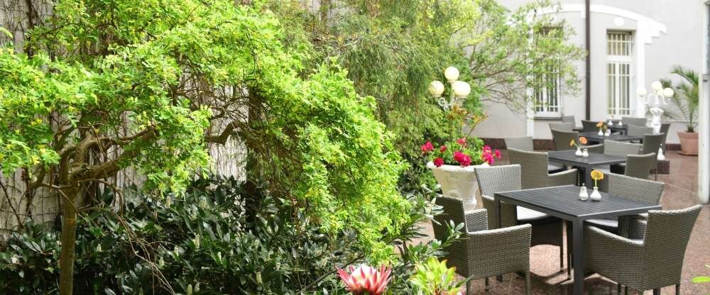 Hotel Alexandra - Terrasse/Außenbereich