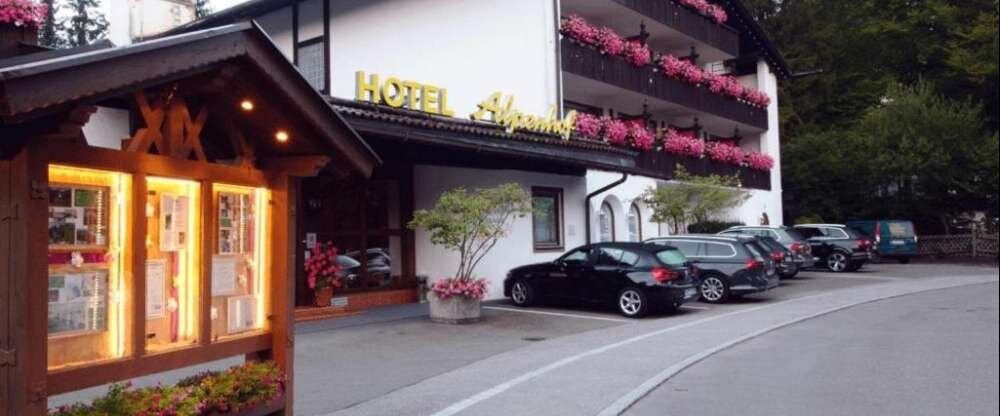 Hotel Alpenhof - Hotel-Außenansicht