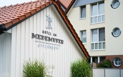 Hotel Am MedemUfer - Hotel-Außenansicht