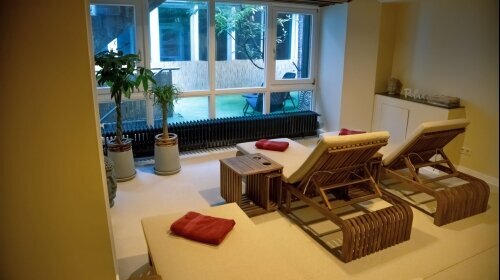 Hotel am Stadtpark - Wellnessbereich/Ruheraum mit Blick in den Lichthof