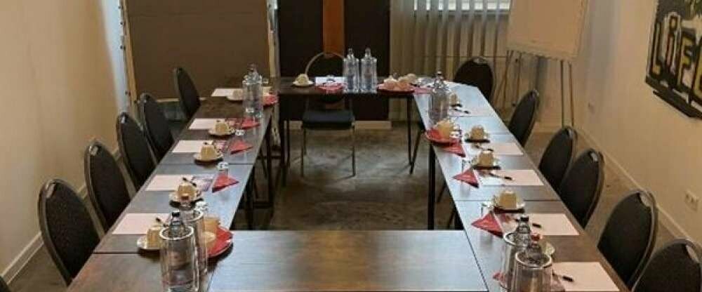 Hotel Amical - Tagungsraum