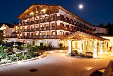 Hotel Außenansicht, Quelle: Das Achental 