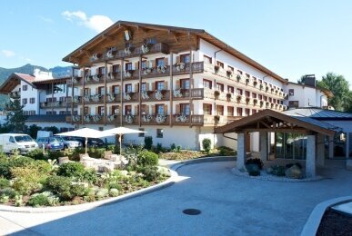 Hotel Außenansicht, Quelle: Das Achental 