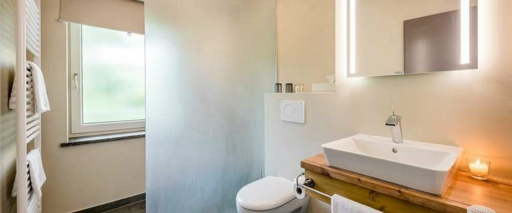 Badezimmer in der Lodge mit Dusche