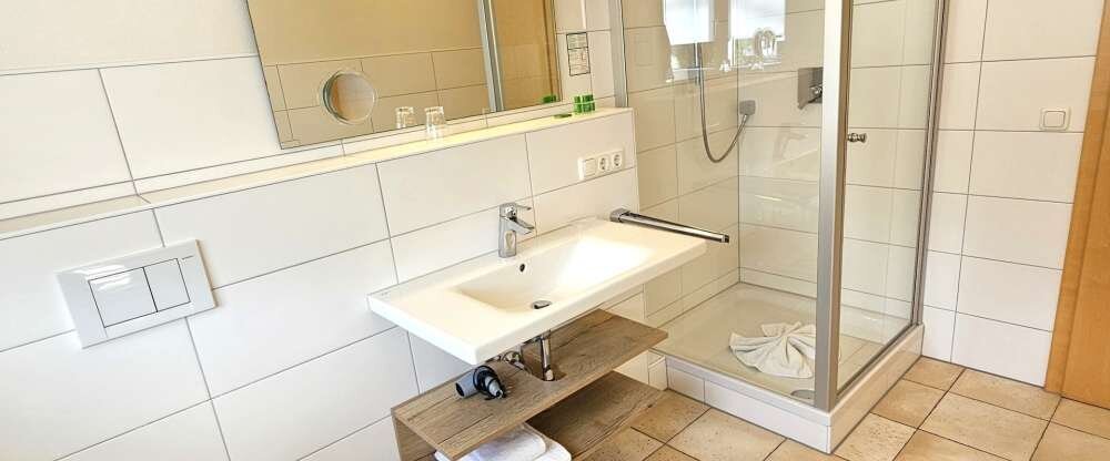 Hotel Cafe Fuggerhof - Badezimmer