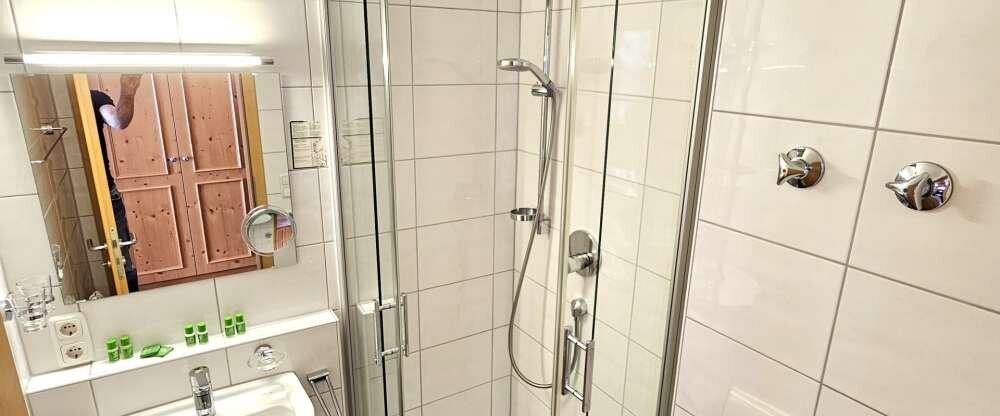 Hotel Cafe Fuggerhof - Badezimmer