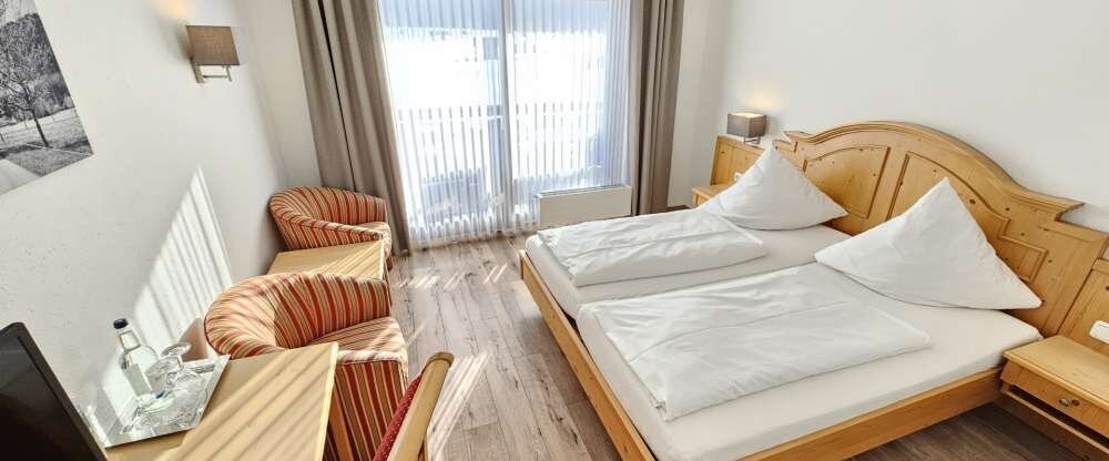 Hotel Cafe Fuggerhof - Doppelzimmer mit Süd Panoramabalkon