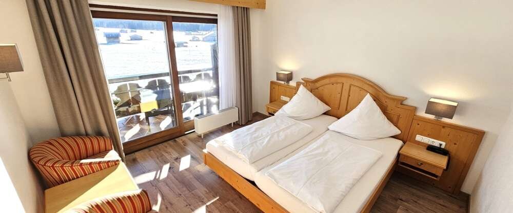 Hotel Cafe Fuggerhof - Doppelzimmer mit Panoramabalkon