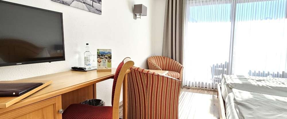 Hotel Cafe Fuggerhof - Doppelzimmer mit Süd panoramabalkon