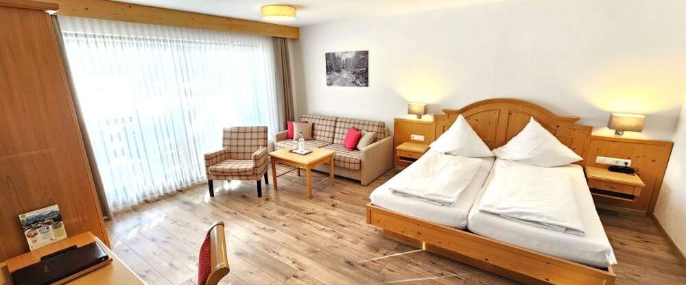 Hotel Cafe Fuggerhof - DZ Apartment mit Panoramabalkon