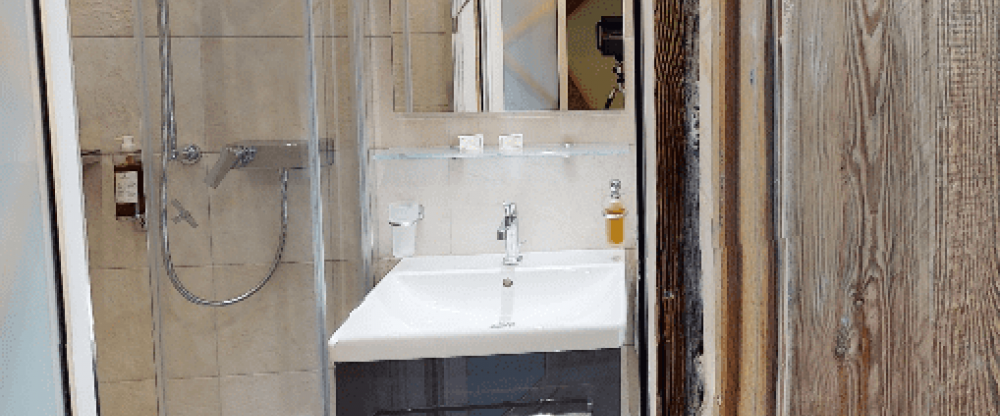 Zimmer 1 - Badezimmer