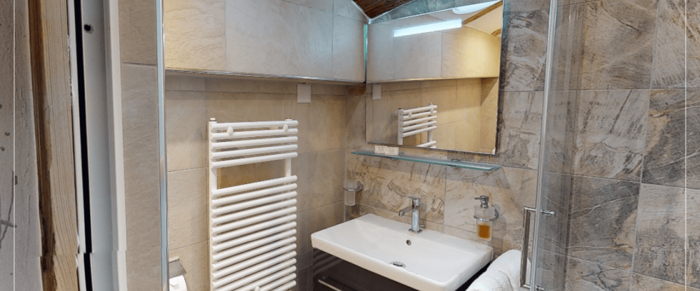 Zimmer 6 - Badezimmer