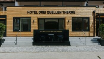 Hotel Drei Quellen Therme - Hotel-Außenansicht