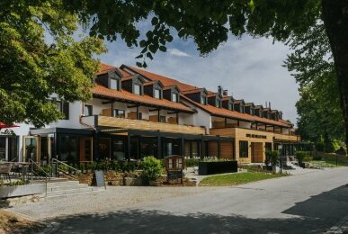 Hotel Drei Quellen Therme - Hotel-Außenansicht, Quelle: Hotel Drei Quellen Therme