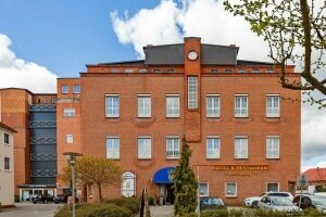 Hotel Erbprinz Ludwigslust - Hotel-Außenansicht