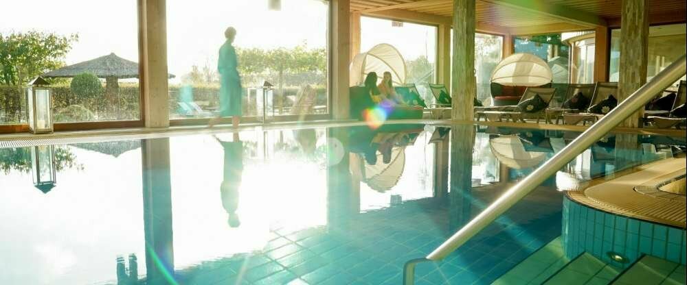 Hotel Freund - Innenpool