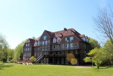 Hotel Frontansicht, Quelle: Park Hotel Fasanerie Neustrelitz