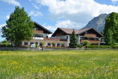 Hotel Fuggerhof - Hotel-Außenansicht, Quelle: Hotel Cafe Fuggerhof
