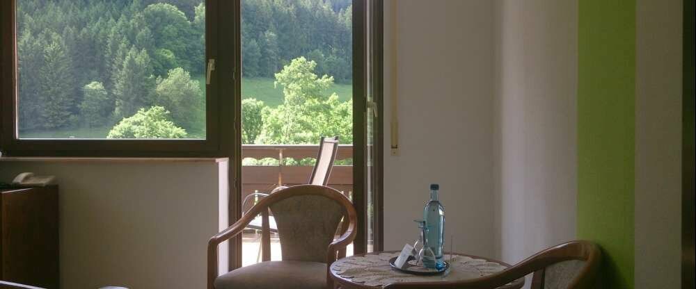 Doppelzimmer mit Balkon