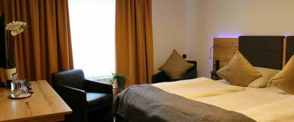 Hotel Holländer Hof - Zimmer