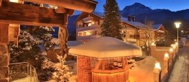 Hotel und das Almstüberl im Winter, Quelle: Wellness-und Landhotel Prinz- Romantik & Wellness