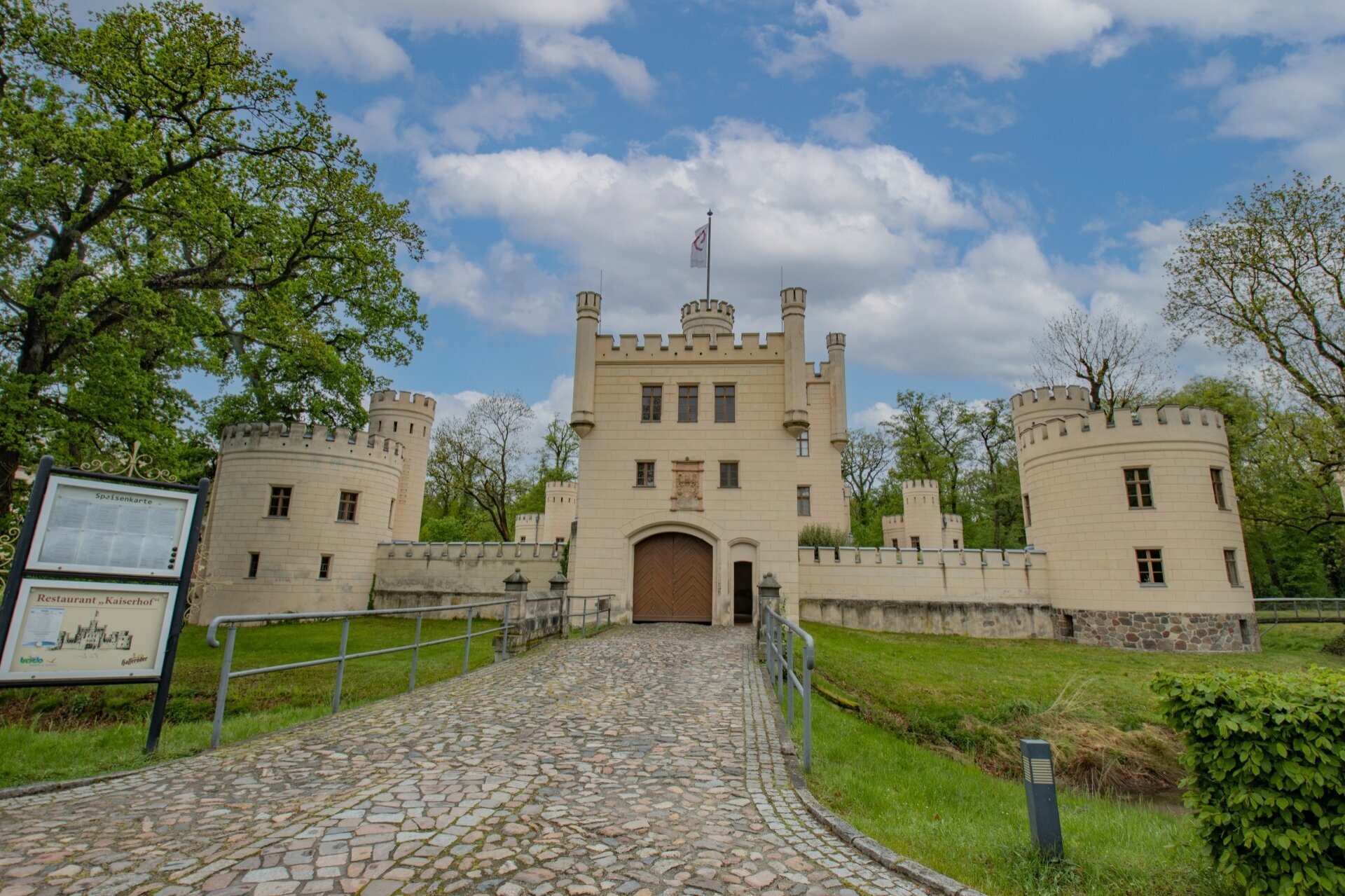3 fürstliche Massage-Tage im Jagdschloss Letzlingen