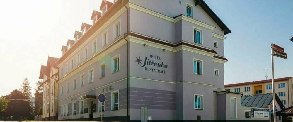 Hotel Jitřenka - Hotel-Außenansicht